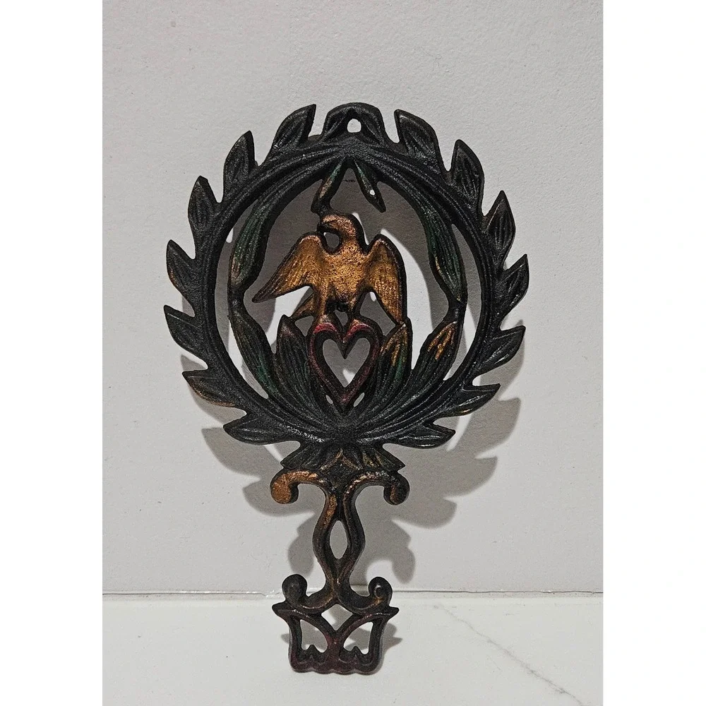 Vintage Cast Iron Trivet Eagle Heart Laurel Wreath Black Gold Red